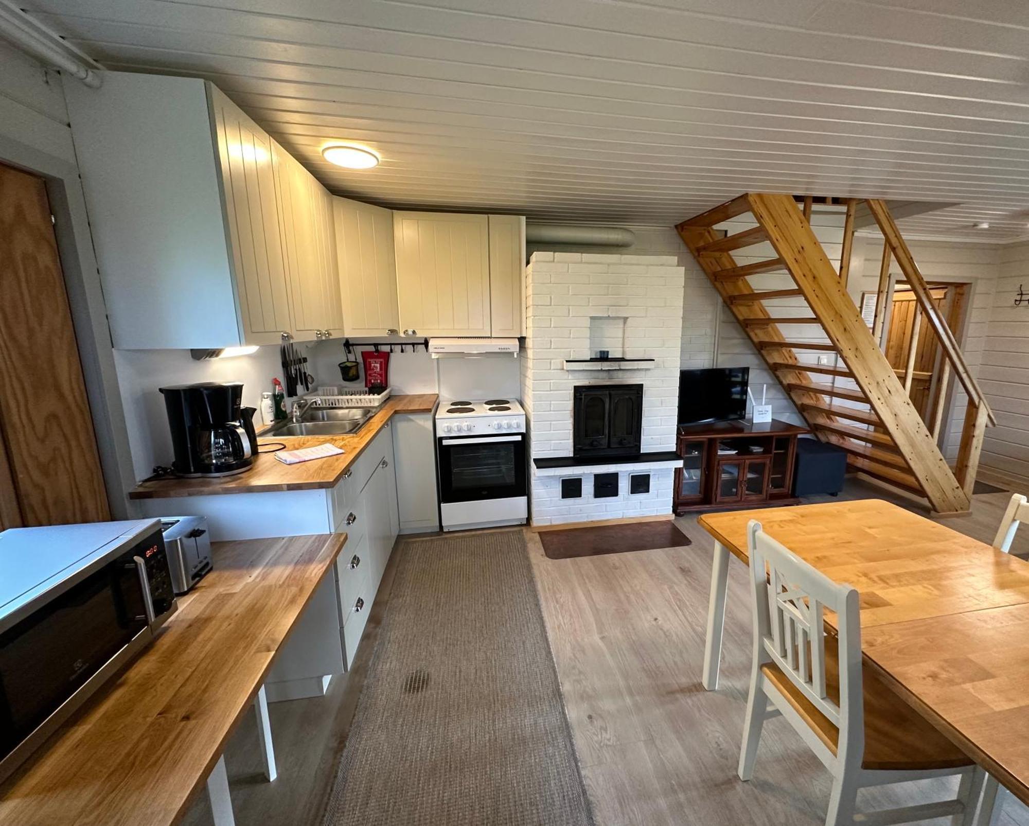 Hillside Cottage Ивало Екстериор снимка