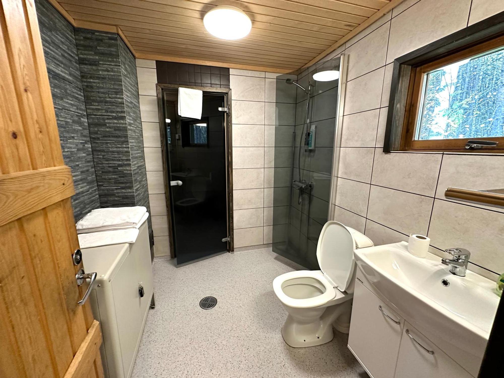 Hillside Cottage Ивало Екстериор снимка